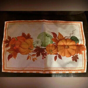 Fall Thanksgiving Leaves Pumpkins Set of 6 Rectangle Napkins Table Linen Holiday